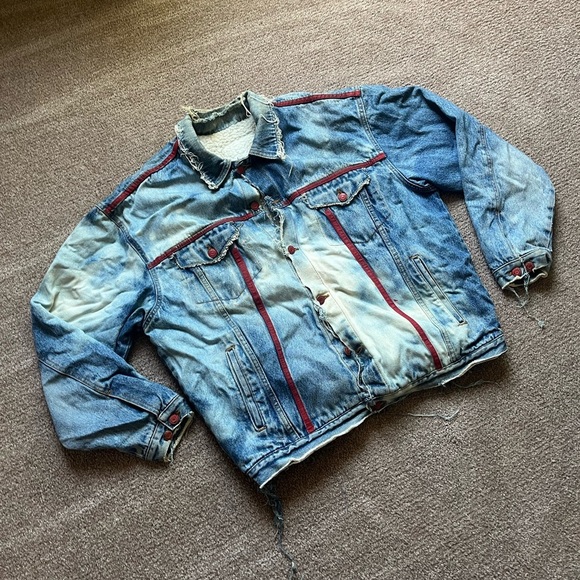 VTG 80’s Thrashed Distressed Denim Sherpa Jacket - Picture 3 of 8